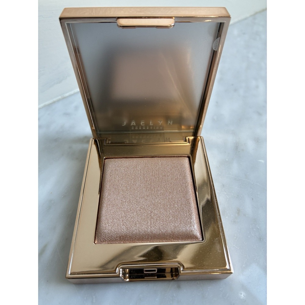 FULL SIZE Jaclyn Cosmetics Highlighter ICED Light Powder Illuminator 0.17